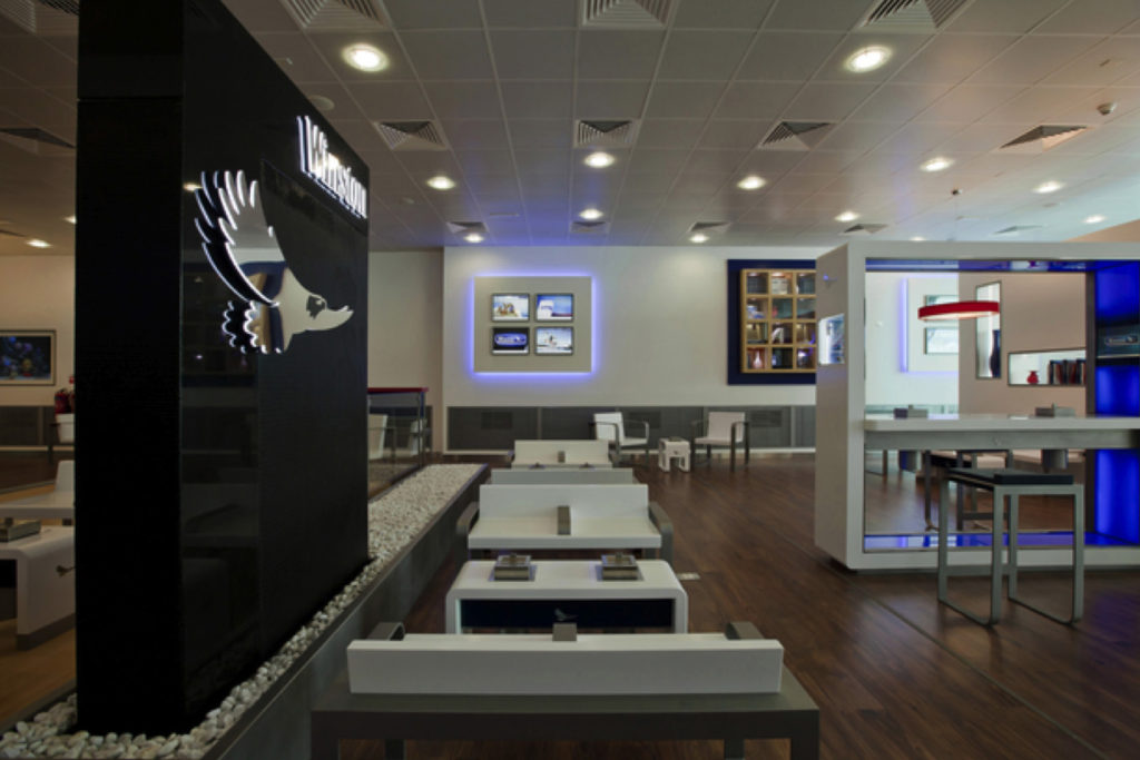 Airport Smoking Lounges – img23985
