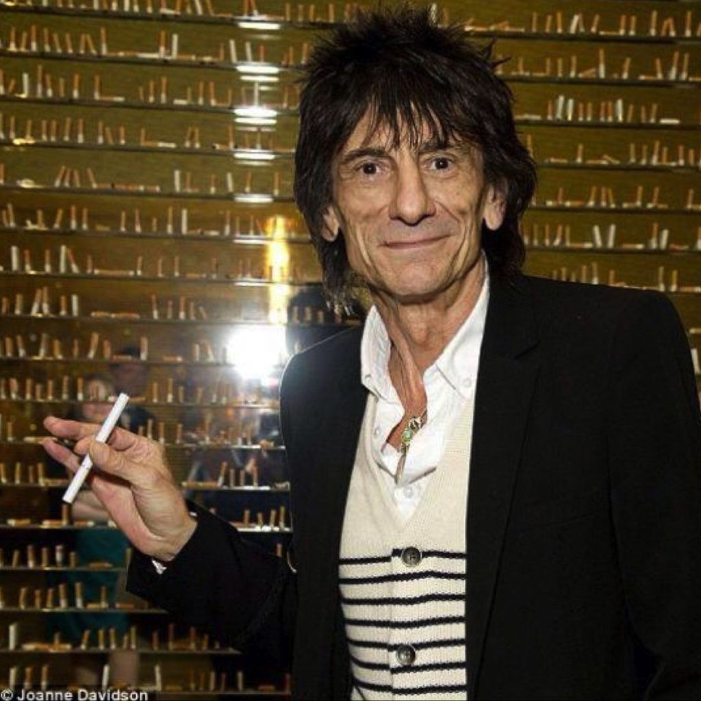 Celebrity Vapors – img22949
