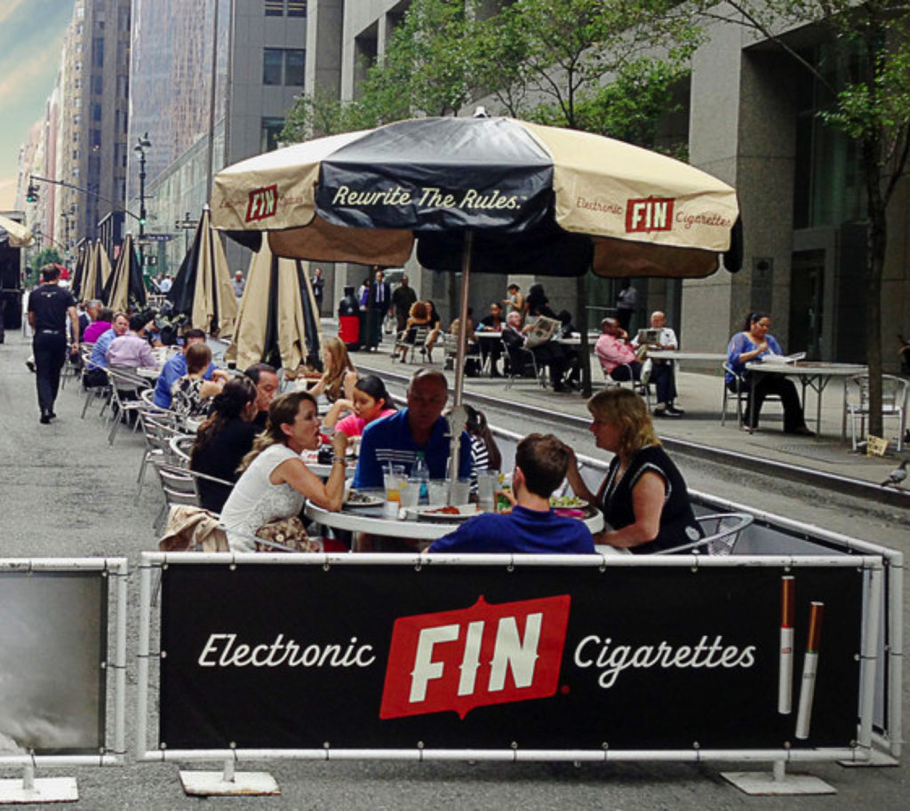 Socializing – img17809